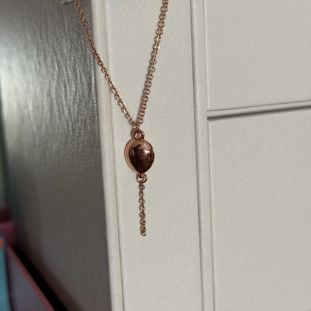 “IT” balloon Rose Gold Necklace - Women Jewelry